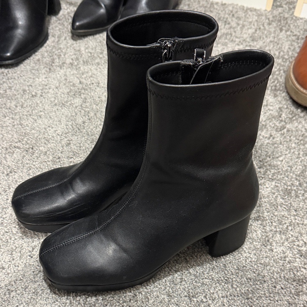 Aerosoles booties